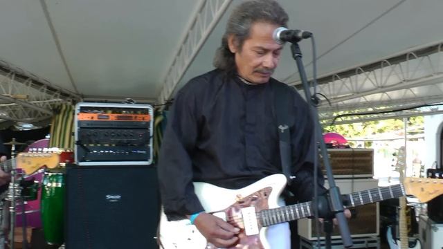 The Java Guitars: Red  River Rock