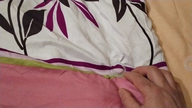 Держатель Зажим для пододеяльника "Эта штука наведёт порядок в вашей постели"/Blanket retainer смотреть онлайн