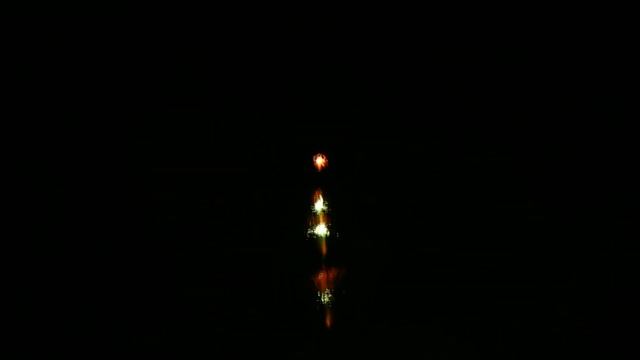 ФЕЙЕРВЕРКИ: ИСТОРИЯ УДИВИТЕЛЬНОГО ЗРЕЛИЩА! Интересные факты о фейерверках! смотреть онлайн