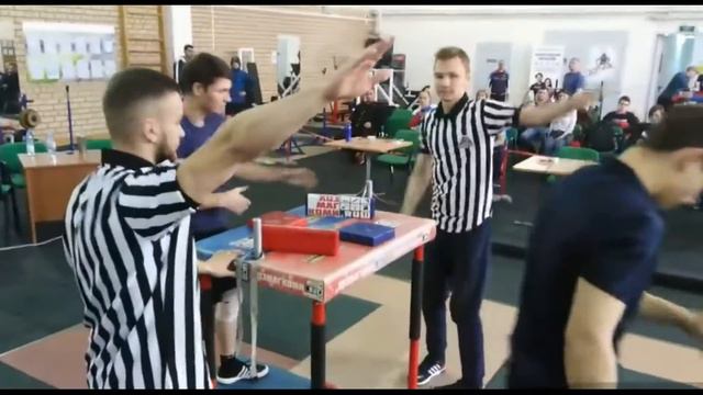 Открытый Чемпионат Республики Коми по Армрестлингу смотреть онлайн