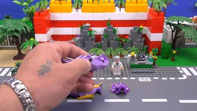 Lego Jurassic World.Динозавр Трицератопс.Обзор игрушки Динозавры. Мультики про динозавров.#Lego смотреть онлайн