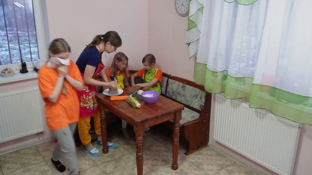 Готовим шарлотку смотреть онлайн
