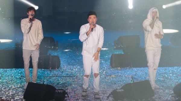 #SnowПати2 MBAND - Невыносимая (Официальное видео)