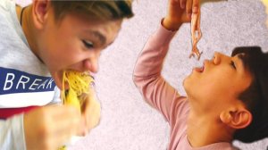 КТО ХУЖЕ всех НАРИСОВАЛ тот ЭТО и СЪЕСТ!!! ЧЕЛЛЕНДЖ!