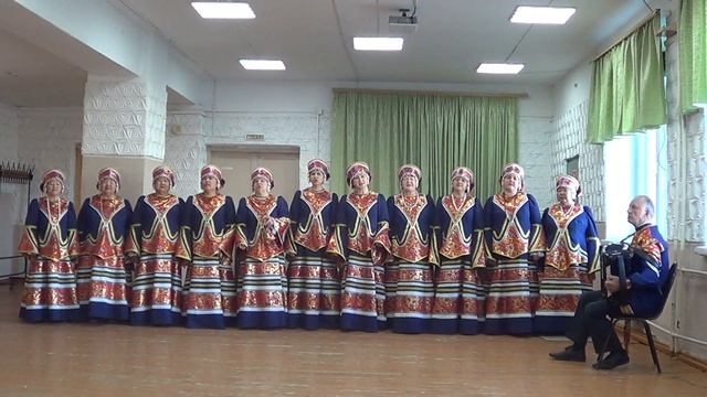 Народный хор русской песни Лидога Как на озере смотреть онлайн