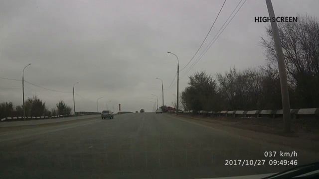 Гранта чуть с моста не свалилась смотреть онлайн