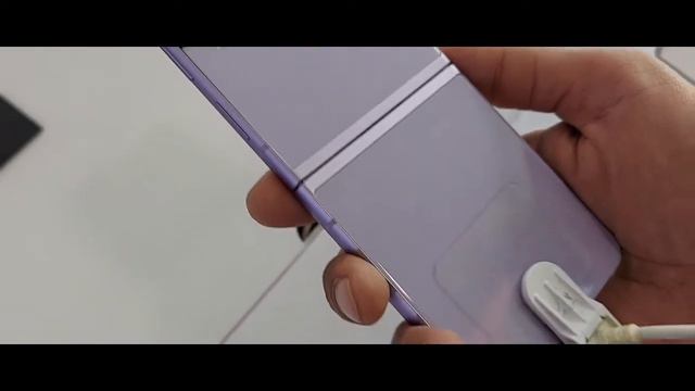 FLIP Smartphone | Samsung Galaxy Z Flip 3 5G Phone смотреть онлайн