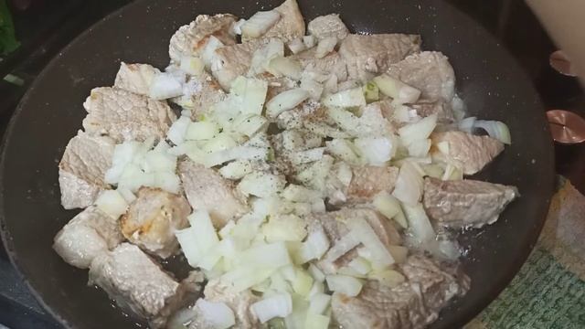 ТУШЕНАЯ КАПУСТА С МЯСОМ ПРОСТОЙ И ВКУСНЫЙ РЕЦЕПТ #157 смотреть онлайн