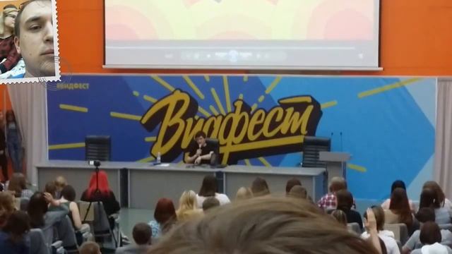 BadComedian интервью . Видфест 2015 смотреть онлайн