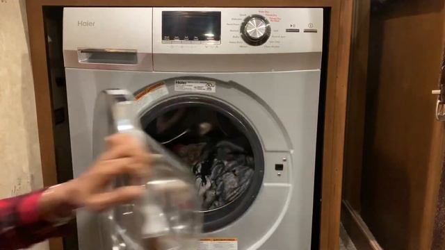 Laundry in the RV - Introducing the Haier combo washer/dryer смотреть онлайн