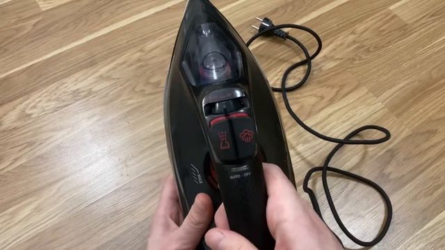 Ironing cloth made simple and fast with Phillips Powerlife Powersteam / Product test / Quick review смотреть онлайн