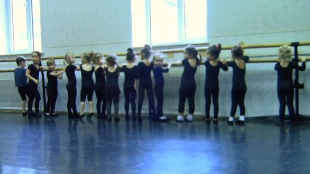 Открытое занятие младшей группы коллектива "Планет Снов" смотреть онлайн
