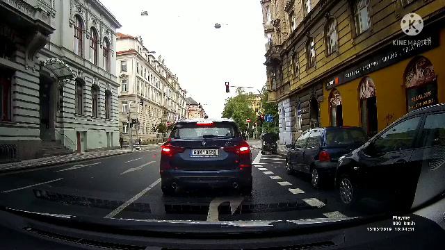голуби целуются на крыше смотреть онлайн