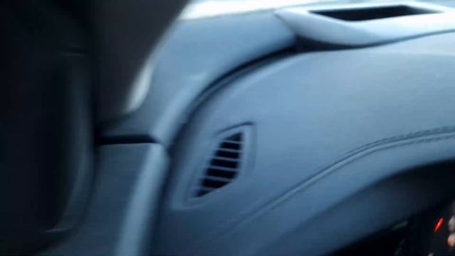 Opel Insignia B - Inflating tyres with broken pressure gauge смотреть онлайн