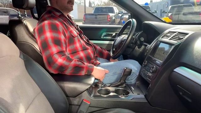 Used 2017 Ford Explorer XLT 4WD - Locally Owned | Stock # NPF8695A - Redwater Dodge смотреть онлайн
