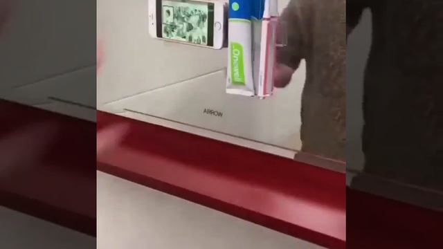 Многоразовая клейкая крепежная лента Ivy Grip Tape 5м смотреть онлайн