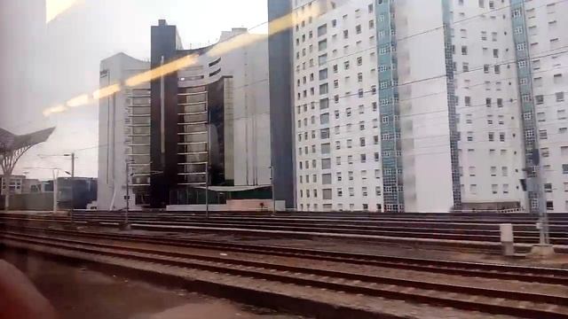 Chegada à Gare do Oriente - Lisboa смотреть онлайн