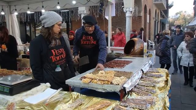 Праздник Кремона Италия смотреть онлайн