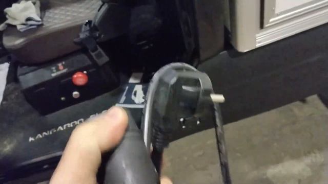 KANGAROO ELECTRO зарядка электромобиля от сети 220 Вольт