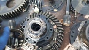 Продолжаем сборку заднего моста Мтз, купили валы деференциала
