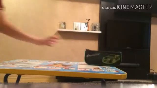 Penscil case flip challenge!!! ПЕНАЛ ФЛИП ЧЕЛЛЕНДЖ!!!(РЕКОРД) смотреть онлайн