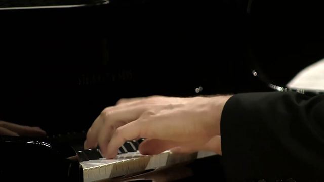 Rachmaninov Sonata for Cello and Piano G-minor, Op. 19 (Roots & Lassmann) смотреть онлайн