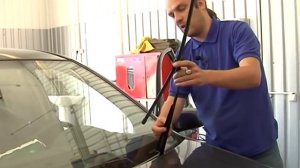 Разводы на стекле после установки новых дворников. Причины.