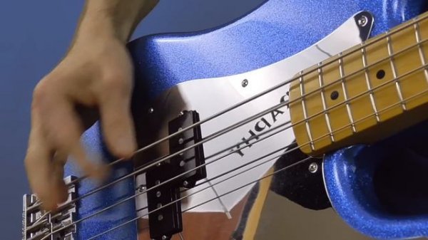 How to play like Steve Harris? 2 simple rules!