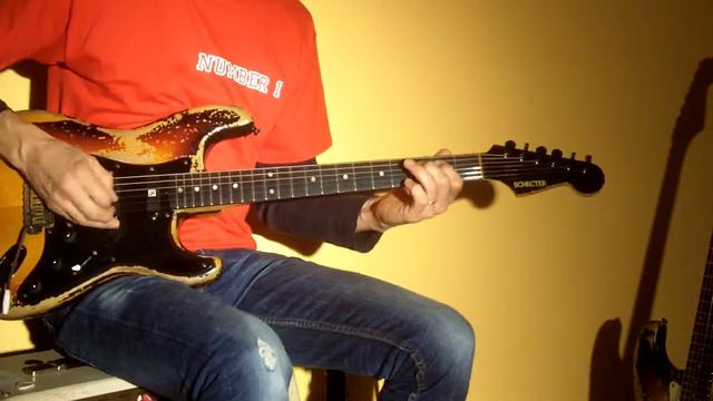 Ultrasonic pickups on a 80ties Schecter Strat with MJT Body смотреть онлайн