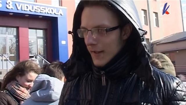 В городе Вентспилс прошел субботник по изготовлению скворечников смотреть онлайн