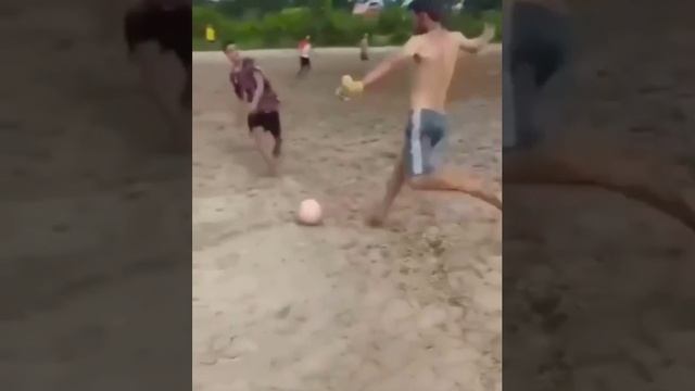 футбик)) смотреть онлайн