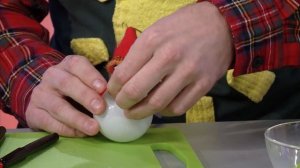 Снеговик своими руками - Новогодние поделки - Мастерская с Каркушей - С добрым утром, малыши!