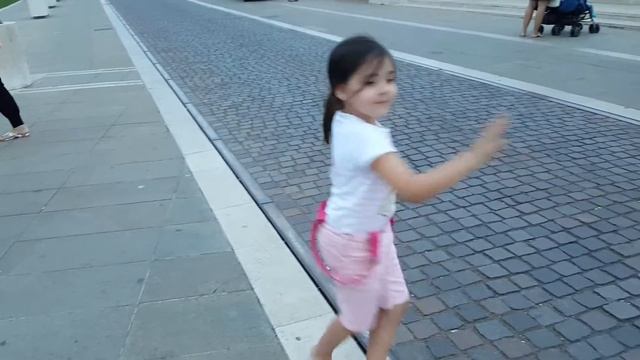 Ангелина Танцует В Италии Каорле смотреть онлайн