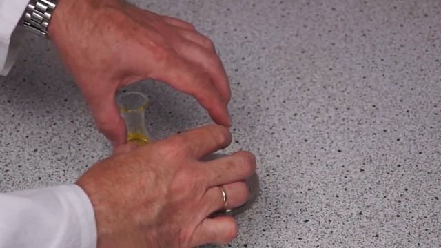 Измерение оливкового масла в SpectraAlyzer OLIVE смотреть онлайн