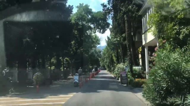 Ялта. Улица Чехова до Боткинской. Август 2022. Крым. Crimea. Yalta. смотреть онлайн