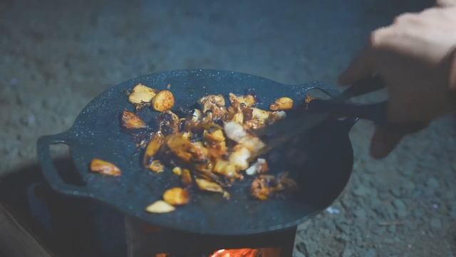 ?벚꽃나무 밑에서 솔로캠핑?ㅣ배낭 하나만 메고 걸어서 캠핑장까지ㅣ캠핑 요리의 정석 смотреть онлайн