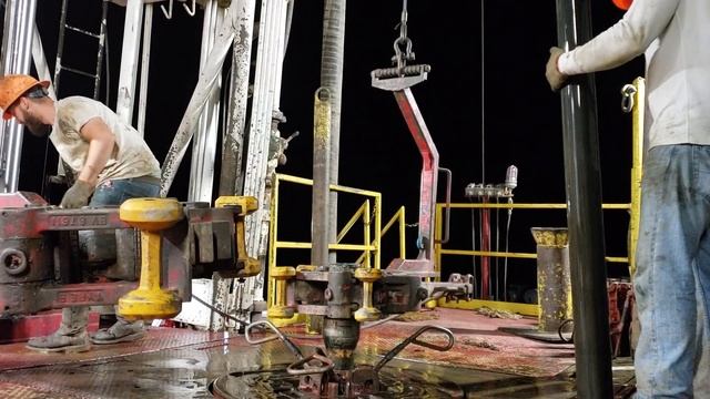 2 NEWBIE ROUGHNECKS MAKE IT LOOK EASY!