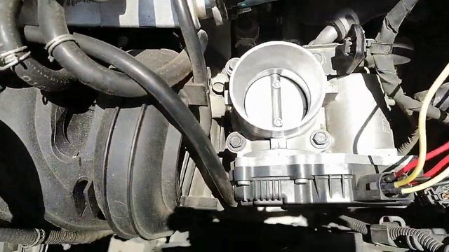 Prueba y calibración de cuerpo aceleración Kia picanto RPM inestable смотреть онлайн