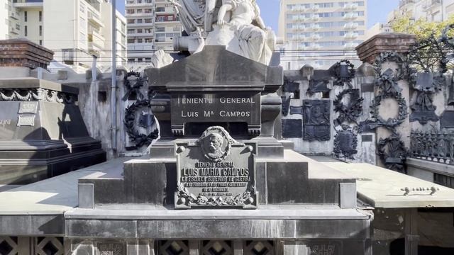 Кладбище Реколета в Буэнос-Айрес, 4к / Cementerio de La Recoleta, Buenosaires смотреть онлайн