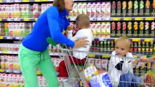 Bad Kid vs GIANT DINOSAUR in SUPERMARKET Learn Colors & Johny Johny YES PAPA Nursery Rhymes for Kids смотреть онлайн