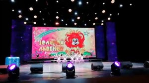 танец "Человечки сундучные"