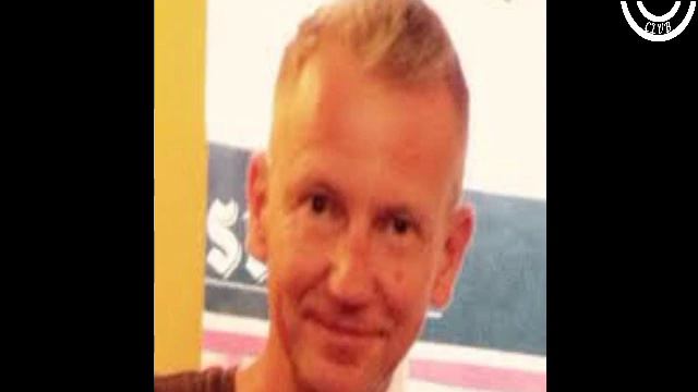 WHO IS STUART CHALMERS смотреть онлайн