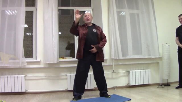 Интегральный цигун(Фрагмент). Джан Чжуан (Обхватить дерево) Приобрести курс - смотрите описание ниж смотреть онлайн