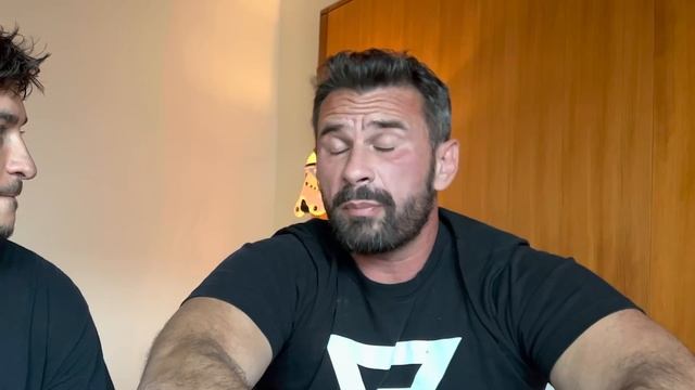 JE RENCONTRE L'ACTEUR X NUMÉRO 1 AU MONDE (Manuel Ferrara) смотреть онлайн