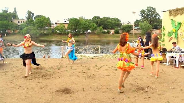 Группа"Серпантин"на Гавайской вечеринке-18.07.14г. (авт.И.Жабский) смотреть онлайн