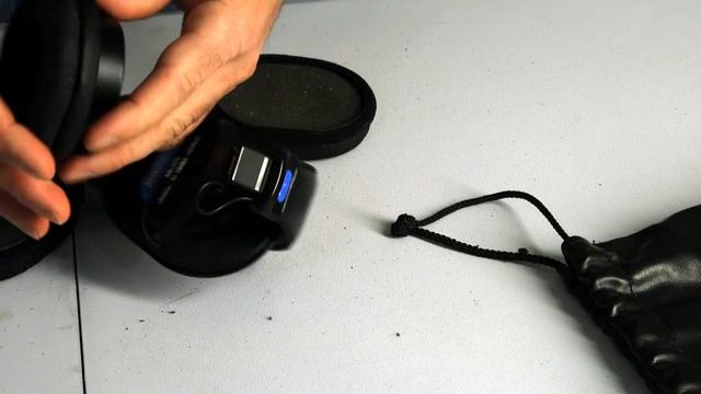 La meilleure façon de changer les oreillettes d’un Sony MDR 7506 смотреть онлайн