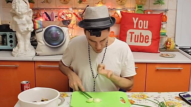 рецепт салат с ветчиной и куриной грудки / МУЖСКАЯ МЕЧТА смотреть онлайн