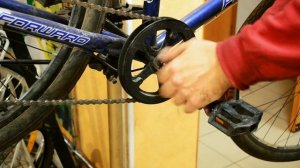 Как снять вело шатуны (систему) под квадрат. Съем системы (шатуна). Велоремонт.