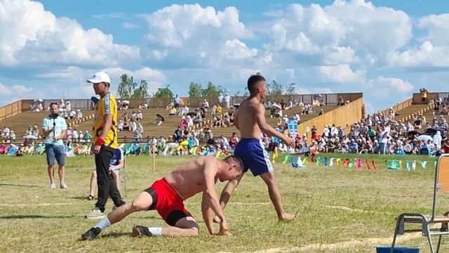 Артем Дьяконов - Айхал Бюлтясов хапсаҕай Дыгын оонньуулара 25.06.2023 смотреть онлайн