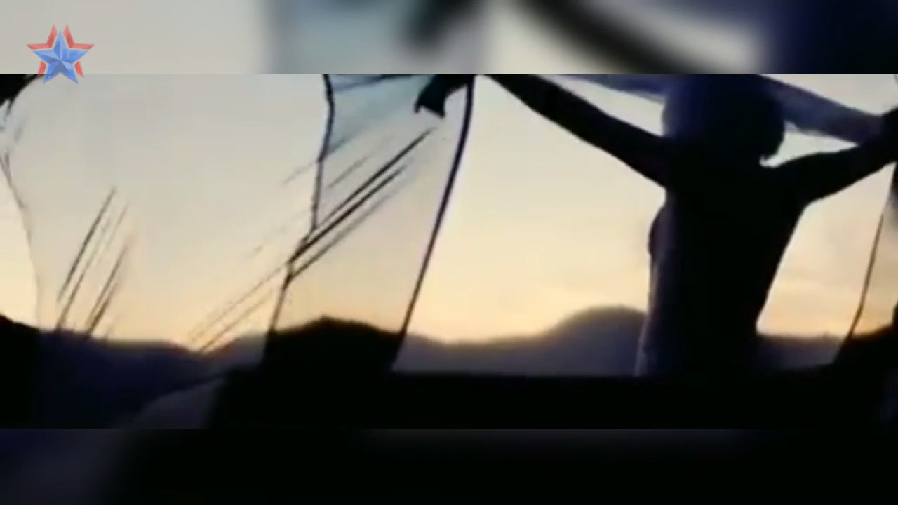 Shakira - Addicted To You (MegaMix)